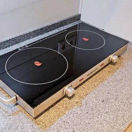 Lovely Fully Equipped Near Subway N4 Appartamento